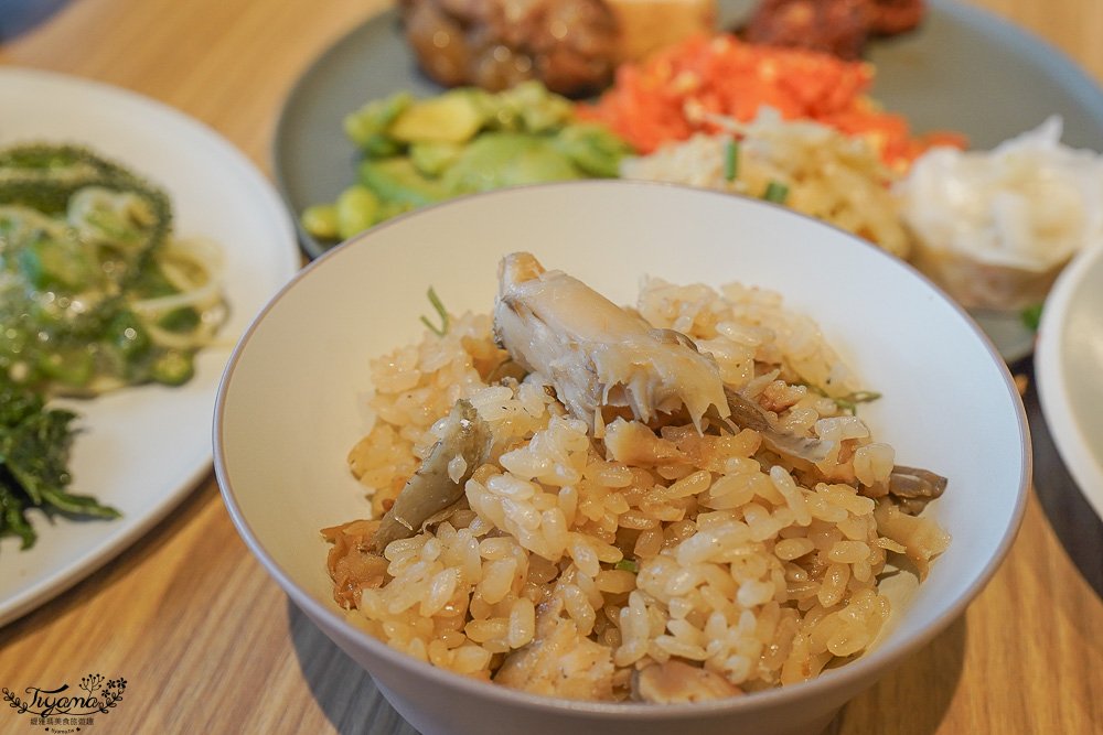 星野集團 西表島飯店 自助晚餐篇！亞熱帶西表島特色料理，沖繩牛排、花蟹海鮮湯、石垣島布丁、八重山泡盛 @緹雅瑪 美食旅遊趣