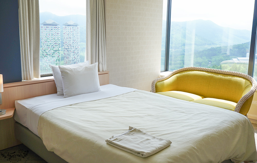 星野Tomamu度假村夏天這樣玩！！RISONARE Tomamu三天二夜，雲海平台20週年、哈蜜瓜香檳露台、森林餐廳、hal、天空、星野農場、水之教堂、微笑海灘 @緹雅瑪 美食旅遊趣