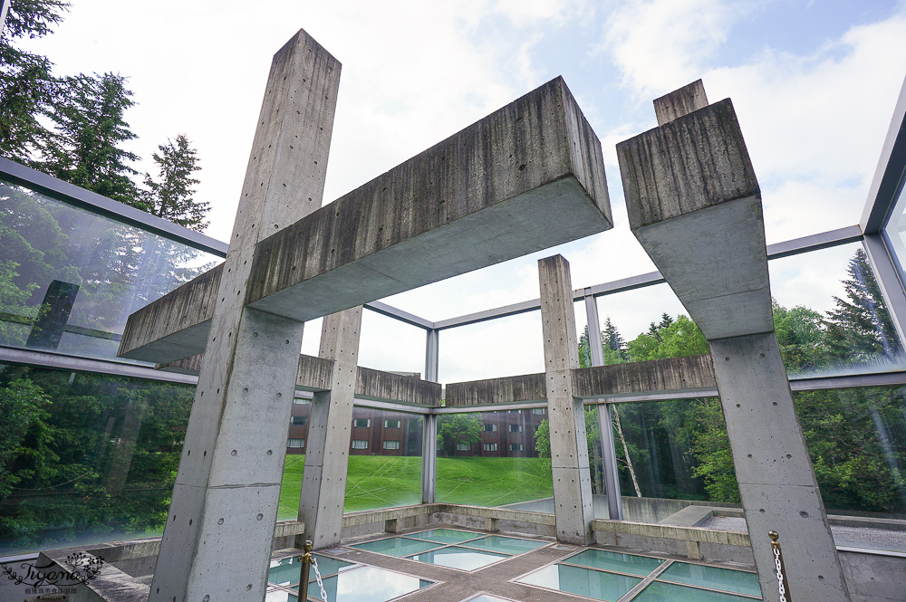 星野Tomamu度假村夏天這樣玩！！RISONARE Tomamu三天二夜，雲海平台20週年、哈蜜瓜香檳露台、森林餐廳、hal、天空、星野農場、水之教堂、微笑海灘 @緹雅瑪 美食旅遊趣