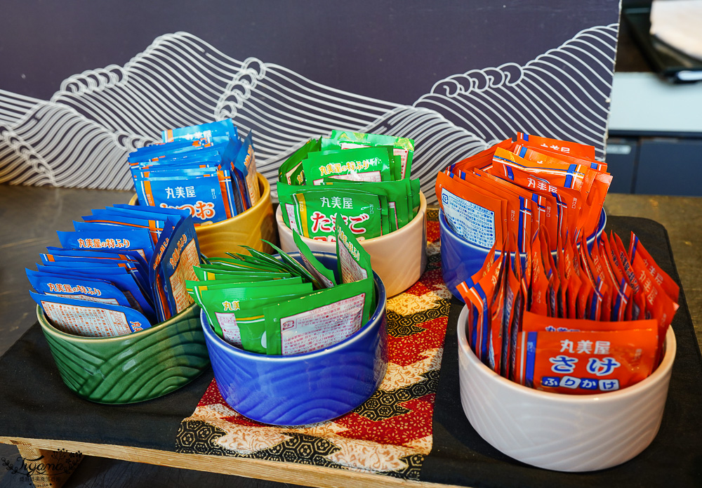 星野TOMAMU度假村自助早餐hal，鮭魚親子丼、法國吐司、豐盛西式糕點櫃，早餐前先至水之教堂參觀 @緹雅瑪 美食旅遊趣