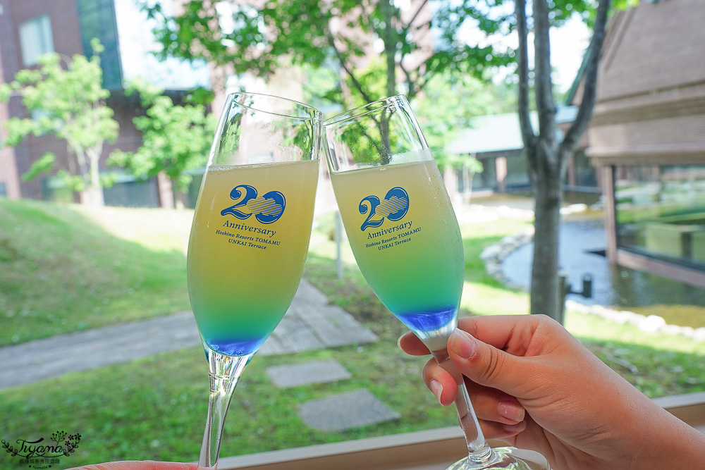 星野Tomamu度假村夏天這樣玩！！RISONARE Tomamu三天二夜，雲海平台20週年、哈蜜瓜香檳露台、森林餐廳、hal、天空、星野農場、水之教堂、微笑海灘 @緹雅瑪 美食旅遊趣