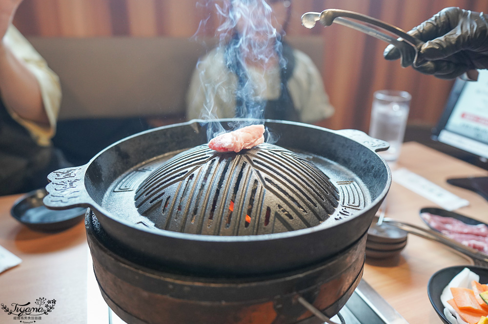 成吉思汗烤肉｜成吉思汗大黑屋 旭川店：成吉思汗大黑屋創始店，美味平價烤羊肉 @緹雅瑪 美食旅遊趣