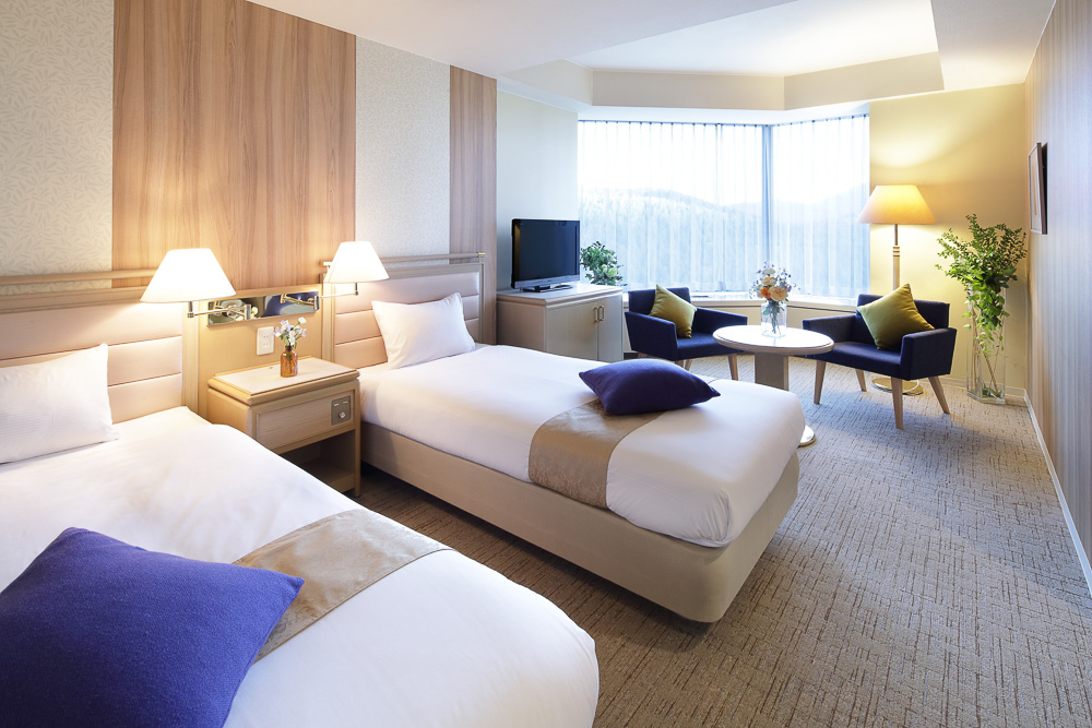 星野Tomamu度假村夏天這樣玩！！RISONARE Tomamu三天二夜，雲海平台20週年、哈蜜瓜香檳露台、森林餐廳、hal、天空、星野農場、水之教堂、微笑海灘 @緹雅瑪 美食旅遊趣