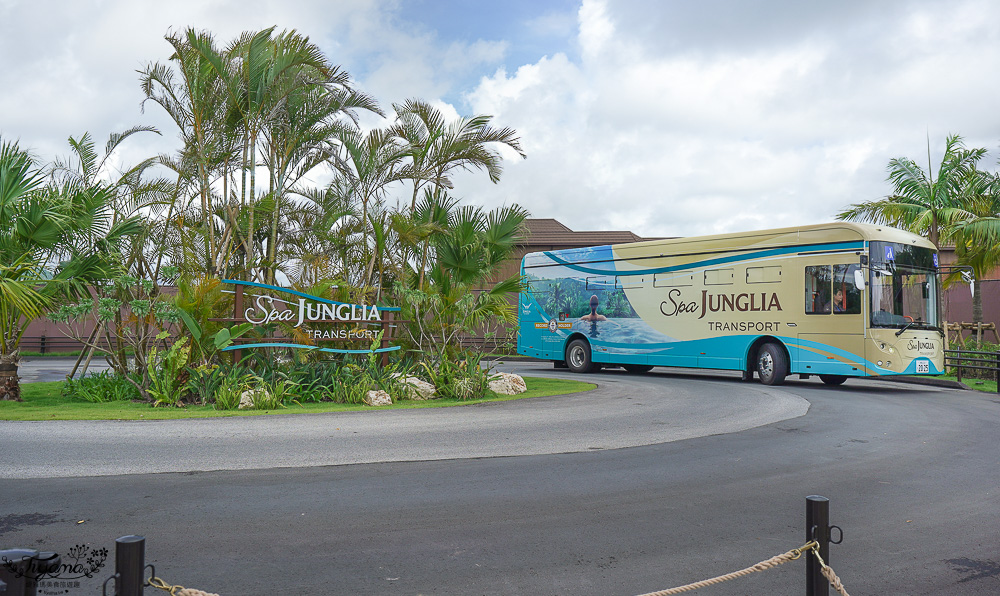 JUNGLIA OKINAWA浴池區「SPA JUNGLIA｜熱帶綠洲」，戶外無邊際浴池，叢林景觀餐廳熱帶綠洲 @緹雅瑪 美食旅遊趣
