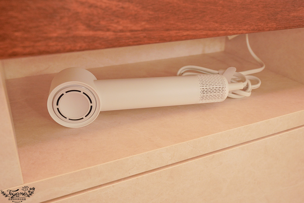 JUNGLIA OKINAWA浴池區「SPA JUNGLIA｜熱帶綠洲」，戶外無邊際浴池，叢林景觀餐廳熱帶綠洲 @緹雅瑪 美食旅遊趣