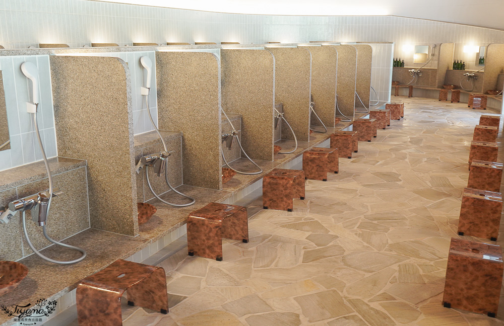 JUNGLIA OKINAWA浴池區「SPA JUNGLIA｜熱帶綠洲」，戶外無邊際浴池，叢林景觀餐廳熱帶綠洲 @緹雅瑪 美食旅遊趣