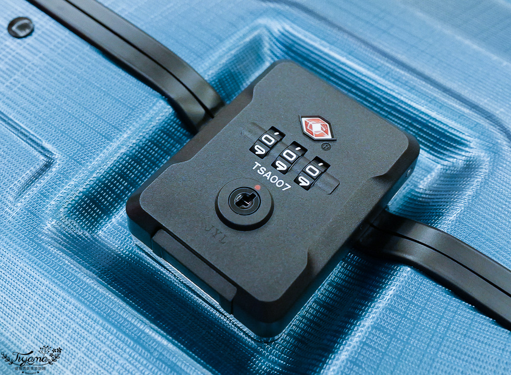 台灣行李箱推薦｜Arowana亞諾納 台灣設計品牌：31吋極致美學運動鋁框行李箱｜29吋前開式/側開式 避震輪河馬行李箱｜走出你的旅行品味 @緹雅瑪 美食旅遊趣