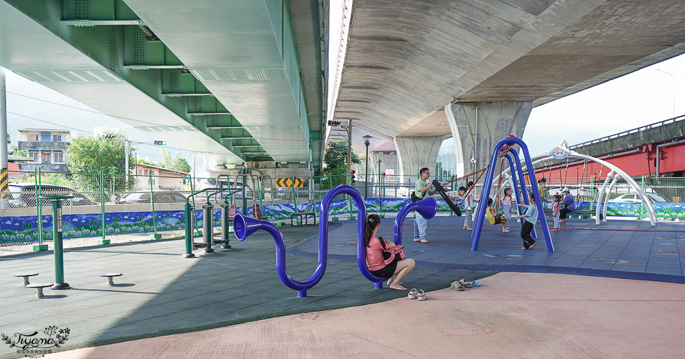 宜蘭公園「礁溪二龍之心公園」龍舟主題親子景點，高速公路下的遮陽兒童遊戲場、籃球場！有免費停車場 @緹雅瑪 美食旅遊趣