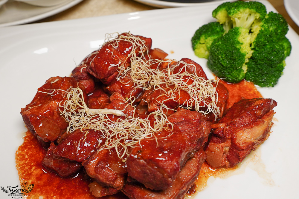 新北住宿度假村推薦「大板根森林溫泉酒店」2025全新觀景溫泉別墅｜恐龍森林夏令營｜古生物實驗室｜太子西餐廳自助餐｜麗宴中餐廳 @緹雅瑪 美食旅遊趣