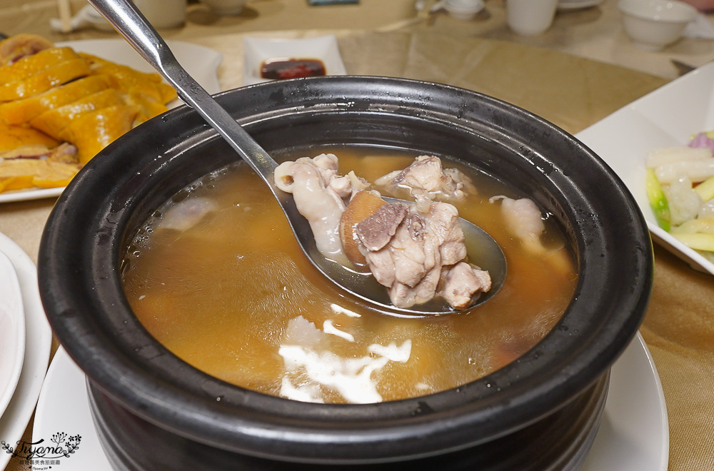 新北住宿度假村推薦「大板根森林溫泉酒店」2025全新觀景溫泉別墅｜恐龍森林夏令營｜古生物實驗室｜太子西餐廳自助餐｜麗宴中餐廳 @緹雅瑪 美食旅遊趣