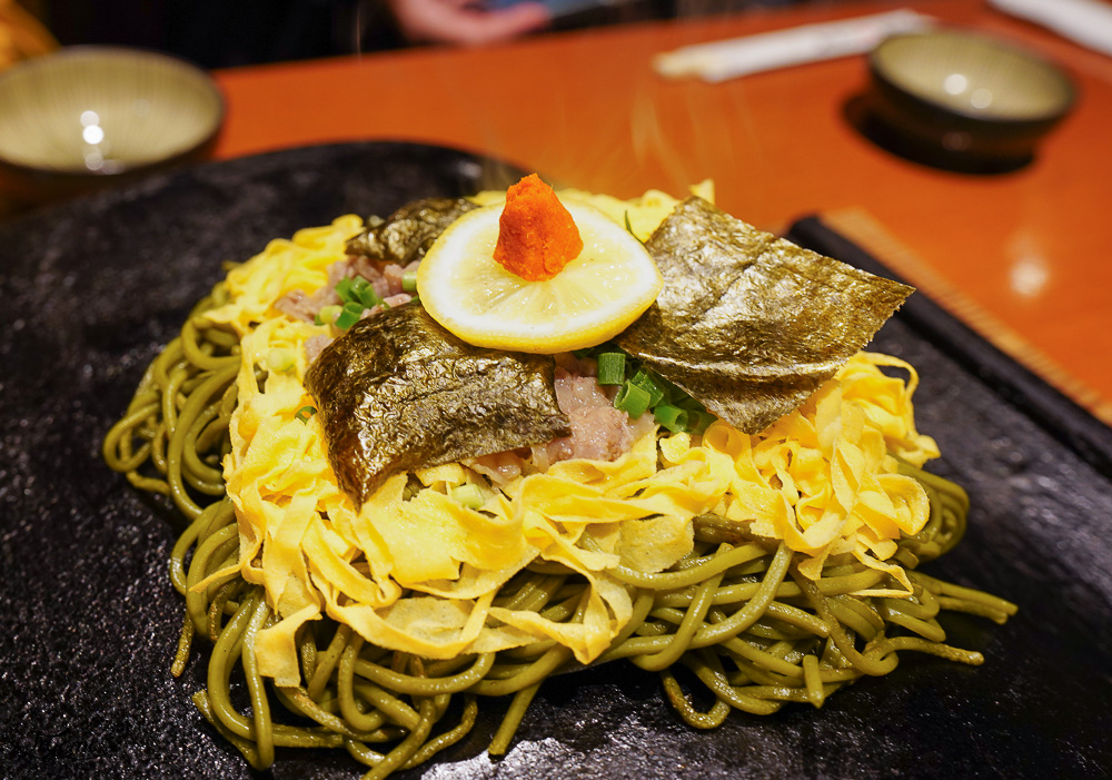 門司港美食｜元祖瓦そば【たかせ】門司港レトロ店：門司港名物瓦片麵、鰻魚三吃 @緹雅瑪 美食旅遊趣