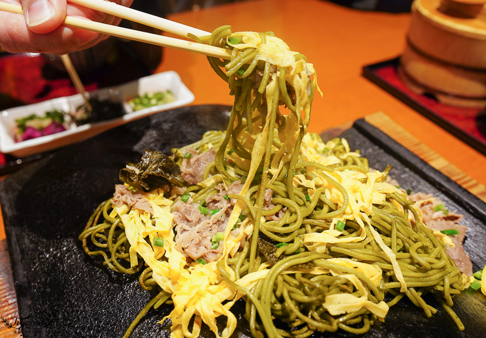 門司港美食｜元祖瓦そば【たかせ】門司港レトロ店：門司港名物瓦片麵、鰻魚三吃 @緹雅瑪 美食旅遊趣