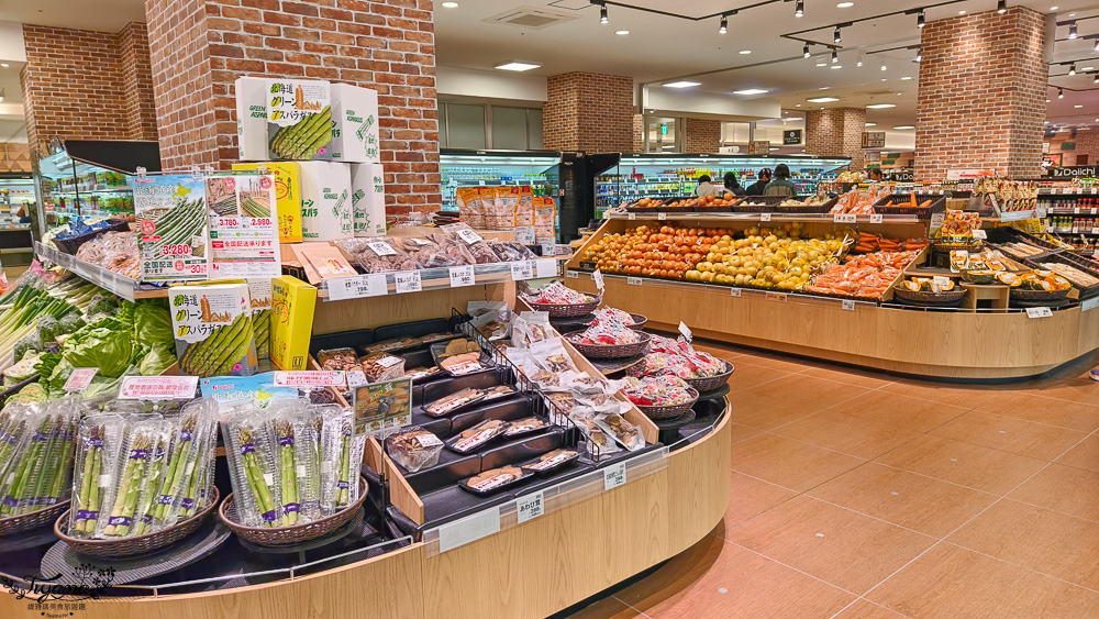 北海道超市 COCONO SUSUKINO B2超市「Daiichi Susukino branch」：薄野Nikka威士忌鬍子大叔對面的大型超市 @緹雅瑪 美食旅遊趣
