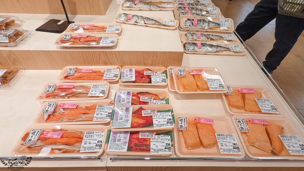 北海道超市 COCONO SUSUKINO B2超市「Daiichi Susukino branch」：薄野Nikka威士忌鬍子大叔對面的大型超市 @緹雅瑪 美食旅遊趣