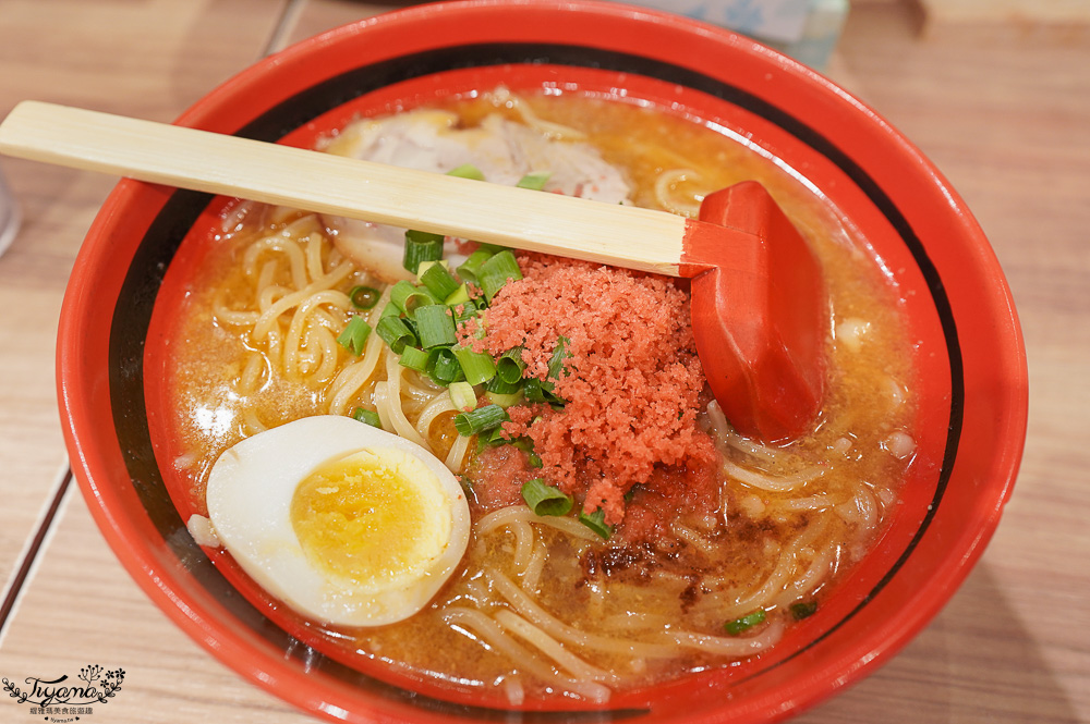 新千歲國內機場美食「一幻拉麵 新千歲機場店」，北海道拉麵道場第一間人氣拉麵 @緹雅瑪 美食旅遊趣