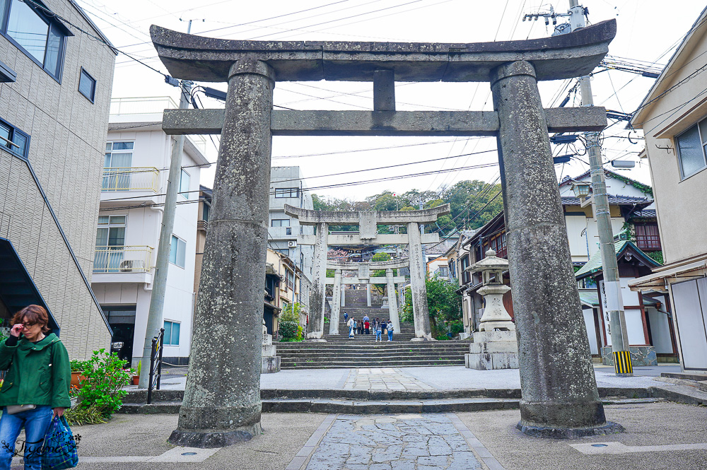 長崎諏訪神社｜長崎人氣神社「鎮西大社 諏訪神社」：避邪、尋覓愛情(月老)、洗錢神社，旁邊還有長崎公園免費動物園 @緹雅瑪 美食旅遊趣