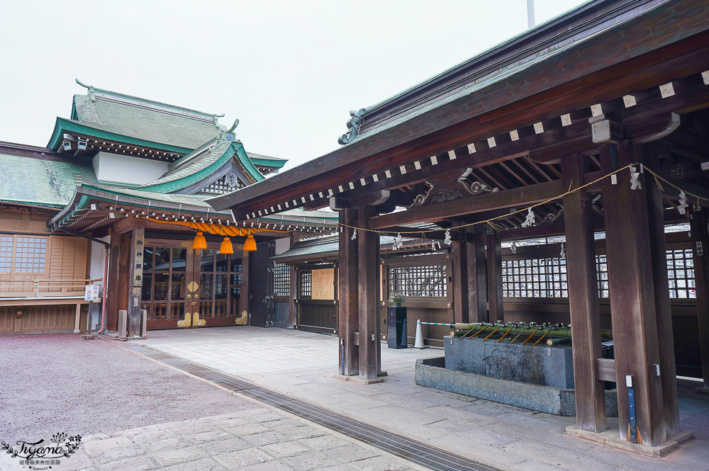 長崎諏訪神社｜長崎人氣神社「鎮西大社 諏訪神社」：避邪、尋覓愛情(月老)、洗錢神社，旁邊還有長崎公園免費動物園 @緹雅瑪 美食旅遊趣