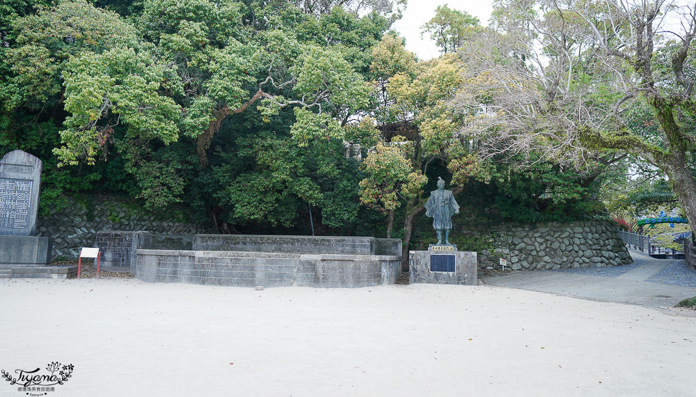 長崎諏訪神社｜長崎人氣神社「鎮西大社 諏訪神社」：避邪、尋覓愛情(月老)、洗錢神社，旁邊還有長崎公園免費動物園 @緹雅瑪 美食旅遊趣