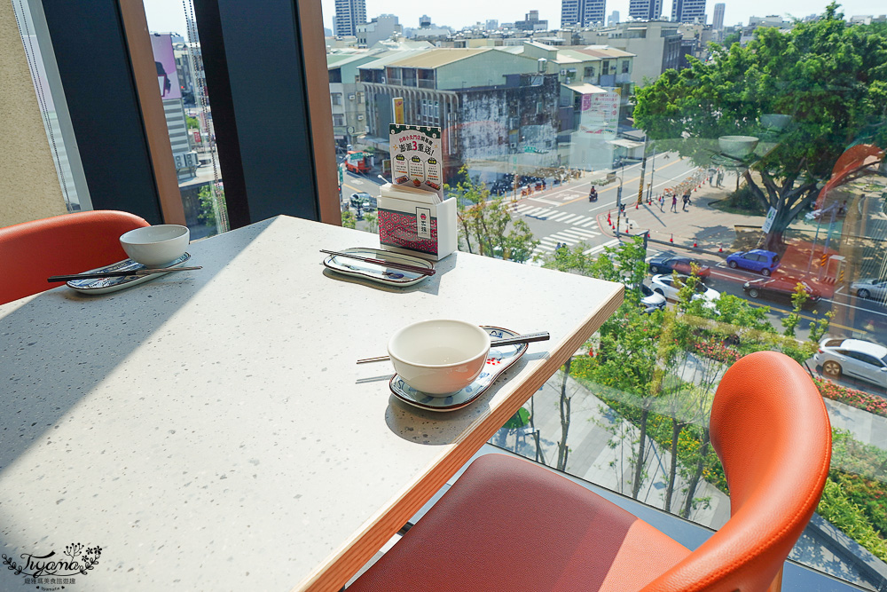 台南真珠首店「真珠 台灣佳味 台南小北門店」饗賓集團旗下美味台菜料理，新光三越 台南小北門店 3樓｜真珠菜單 @緹雅瑪 美食旅遊趣