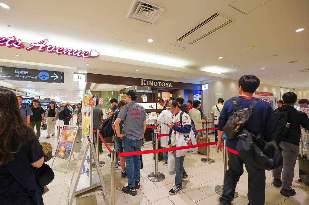 新千歲國內機場美食｜KINOTOYA霜淇淋｜札幌農場 牛奶起士蛋糕｜寶可夢商店｜新千歲國內機場2樓人氣甜點 @緹雅瑪 美食旅遊趣