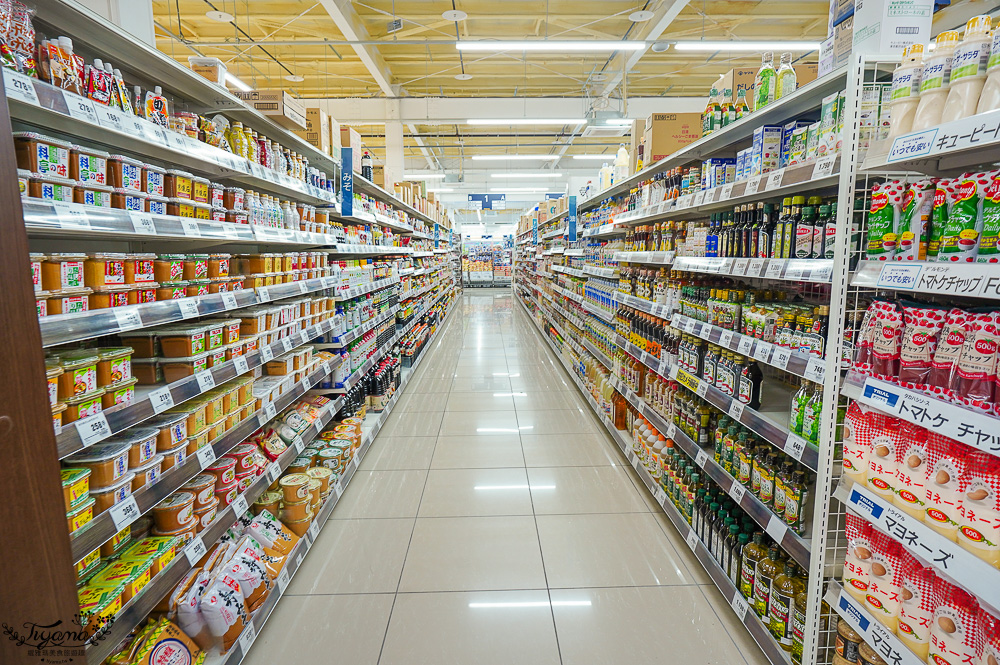 日本超市TRIAL ｜24小時大型便宜超市「 TRIAL 苫小牧西店」日本在地人都愛逛這間，食品生活雜貨樣樣齊全~價格好便宜根本批發價 @緹雅瑪 美食旅遊趣