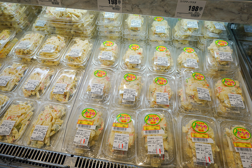 日本超市TRIAL ｜24小時大型便宜超市「 TRIAL 苫小牧西店」日本在地人都愛逛這間，食品生活雜貨樣樣齊全~價格好便宜根本批發價 @緹雅瑪 美食旅遊趣