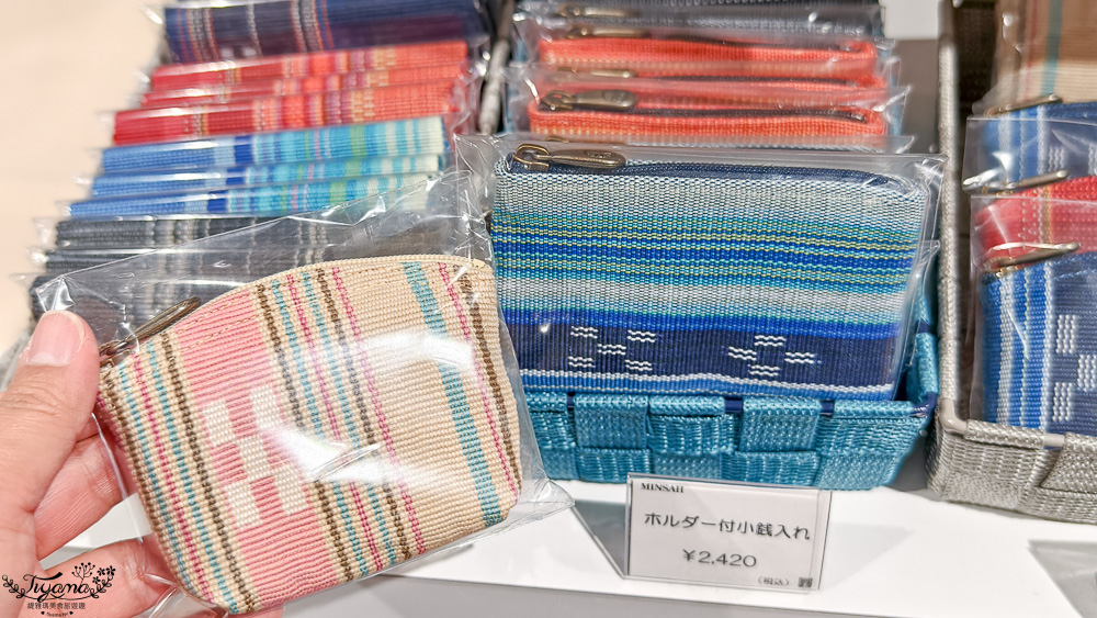 新石垣機場到市區交通｜新石垣機場伴手禮商店：1樓整層伴手禮土特產逛不完！新石垣機場&harr;︎石垣港交通 @緹雅瑪 美食旅遊趣