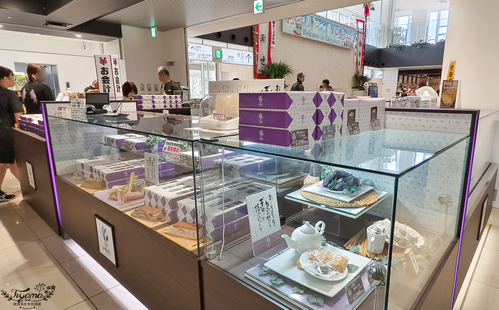 新石垣機場到市區交通｜新石垣機場伴手禮商店：1樓整層伴手禮土特產逛不完！新石垣機場&harr;︎石垣港交通 @緹雅瑪 美食旅遊趣
