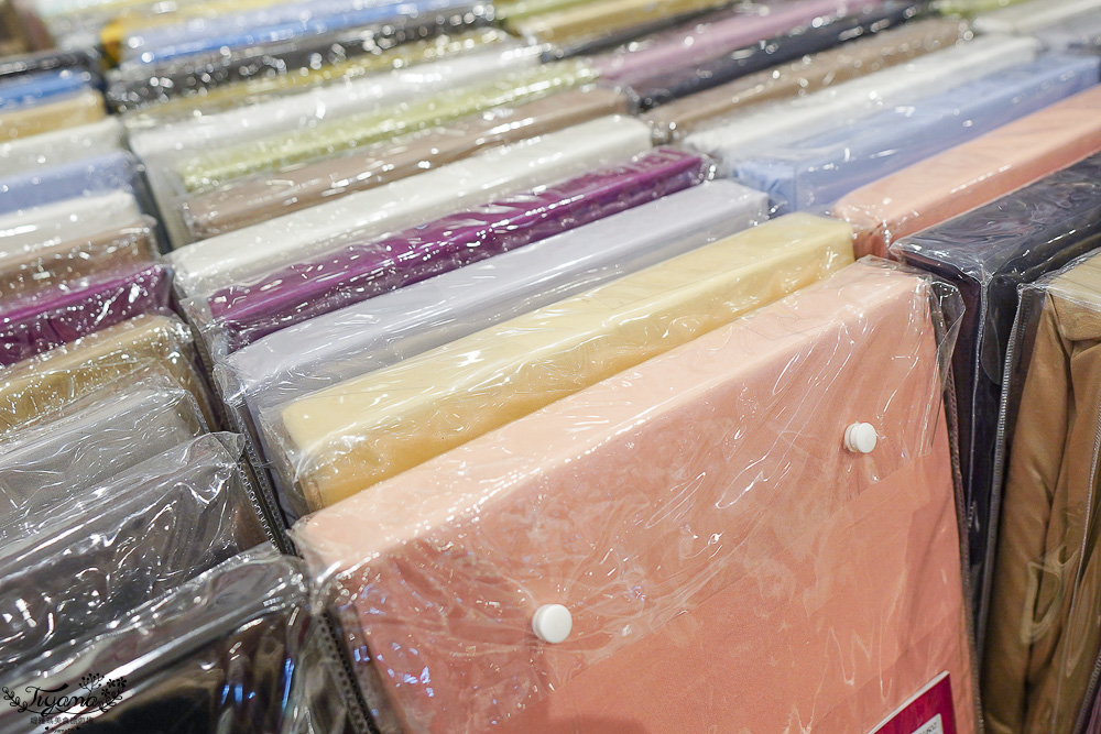 嘉義新光三越週年慶寢具特賣會【多利寶寢具特賣會】工廠直營天絲寢具平價高品質，夏涼被、枕頭990元買一送一，還能參加新光三越週年慶單筆3000贈2000點活動 @緹雅瑪 美食旅遊趣