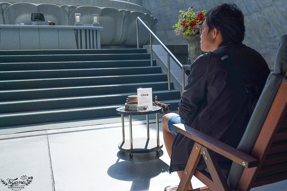 北海道頭大佛殿，在真駒内滝野霊園裡建築大師安藤忠雄的作品「洞窟中巨大佛殿」 @緹雅瑪 美食旅遊趣