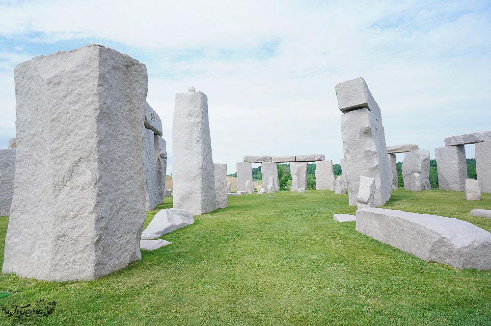 北海道巨大摩艾石像，真駒内滝野霊園好好拍！還有建築大師安藤忠雄作品 巨大佛殿 @緹雅瑪 美食旅遊趣