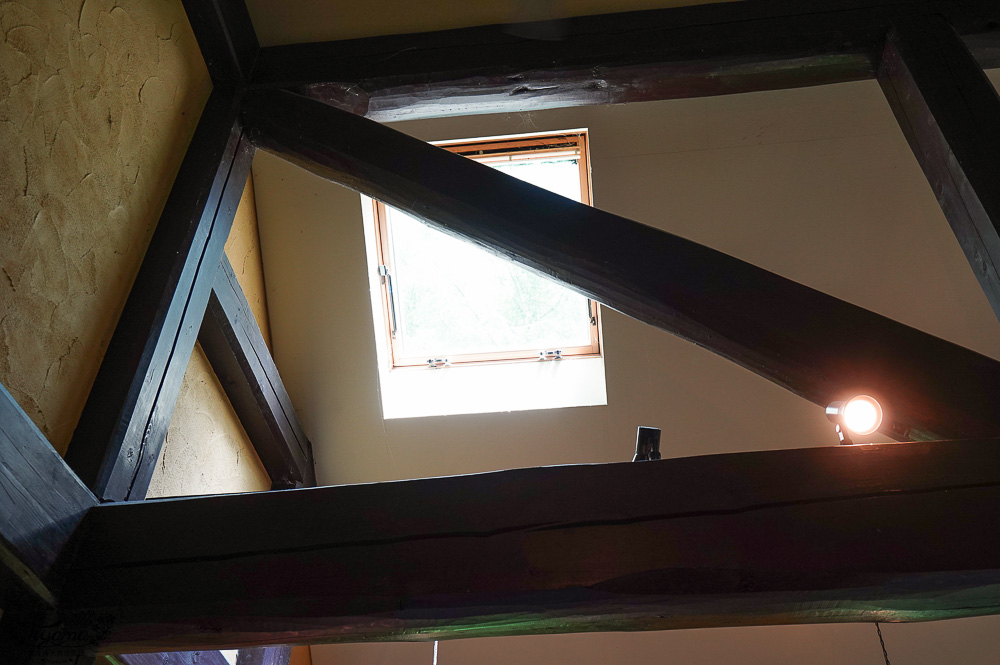 北海道富良野美食「森之時計｜珈琲 森の時計」森林精靈露台裡的幻夢咖啡廳~來杯DIY手磨豆的手沖咖啡，20週年森林劇院蛋糕 @緹雅瑪 美食旅遊趣