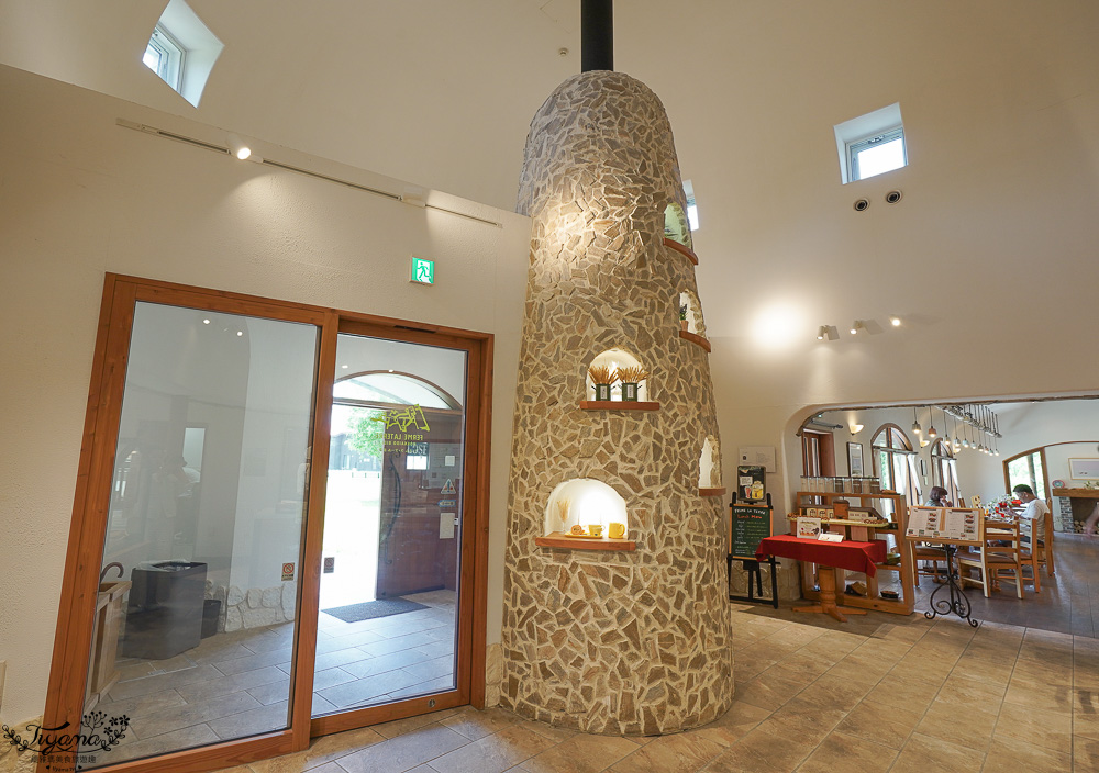 北海道美瑛童話風格烘焙甜點店「Ferme La Terre Biei 美瑛本店」，預約制法式鄉村風餐廳，品嚐美瑛小麥手工麵包、布丁、Ferme La Terre Biei伴手禮 @緹雅瑪 美食旅遊趣