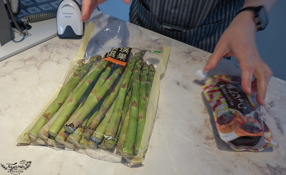 北海道美瑛玻璃屋｜美瑛選果本店｜美瑛聯合美食商場：買美瑛農特產品、吃麵包輕食甜品、法國餐廳～選果市場｜選果工房｜美瑛小麦工房｜阿斯佩格斯餐廳 @緹雅瑪 美食旅遊趣