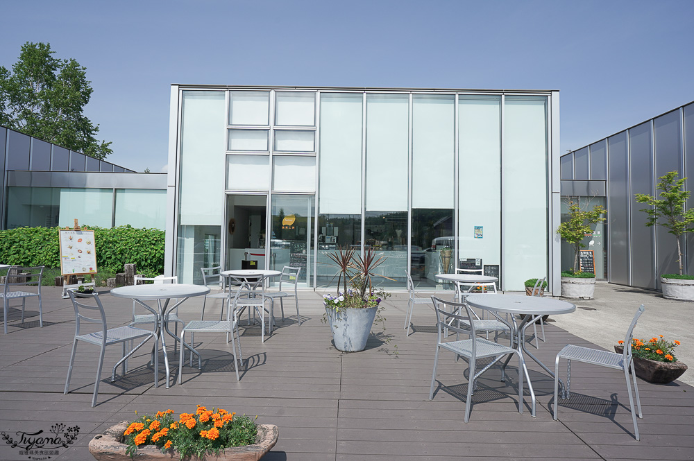 北海道美瑛玻璃屋｜美瑛選果本店｜美瑛聯合美食商場：買美瑛農特產品、吃麵包輕食甜品、法國餐廳～選果市場｜選果工房｜美瑛小麦工房｜阿斯佩格斯餐廳 @緹雅瑪 美食旅遊趣