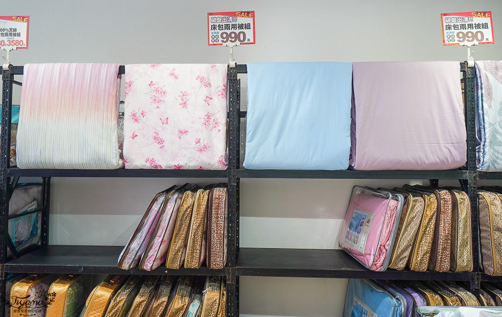 高雄多利寶寢具特賣會開跑囉！！換季出清~殺很大”990元兩用床包組”限量售完為止，枕頭涼被990元買一送一，冬季被5折，工廠直營天絲寢具超甜價~ @緹雅瑪 美食旅遊趣