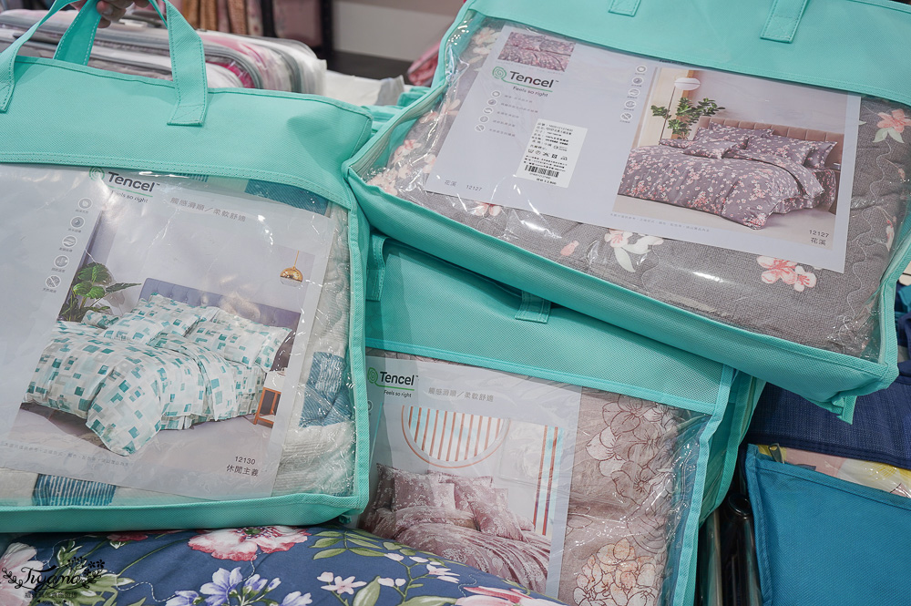 高雄多利寶寢具特賣會開跑囉！！換季出清~殺很大”990元兩用床包組”限量售完為止，枕頭涼被990元買一送一，冬季被5折，工廠直營天絲寢具超甜價~ @緹雅瑪 美食旅遊趣