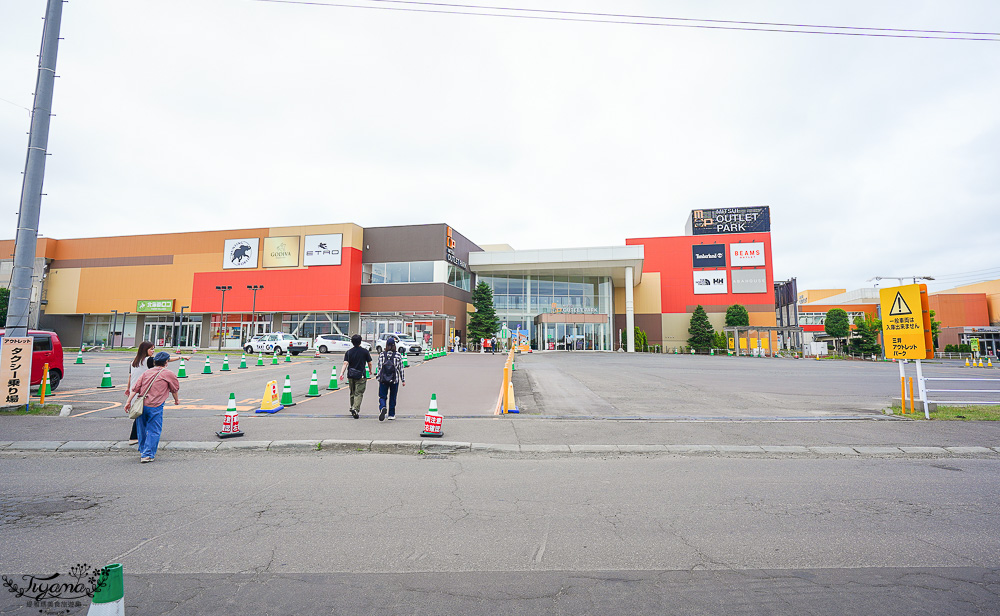 北海道OUTLET「三井OUTLET PARK 札幌北廣島」超好逛OUTLET購物中心，先領折價券再去逛街 @緹雅瑪 美食旅遊趣