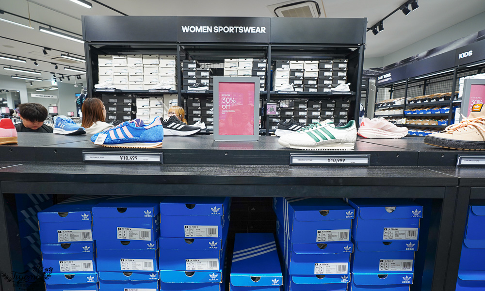 北海道OUTLET「三井OUTLET PARK 札幌北廣島」超好逛OUTLET購物中心，先領折價券再去逛街 @緹雅瑪 美食旅遊趣