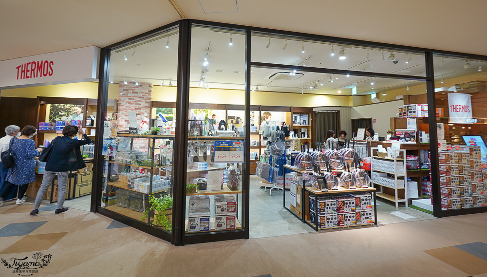 北海道OUTLET「三井OUTLET PARK 札幌北廣島」超好逛OUTLET購物中心，先領折價券再去逛街 @緹雅瑪 美食旅遊趣