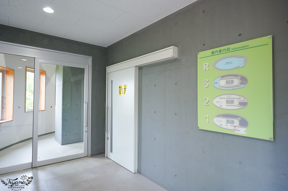 北海道苫小牧道路休息站｜宇多內湖展望台「道の駅ウトナイ湖 展望台」吃美食小吃、買土產水果 @緹雅瑪 美食旅遊趣