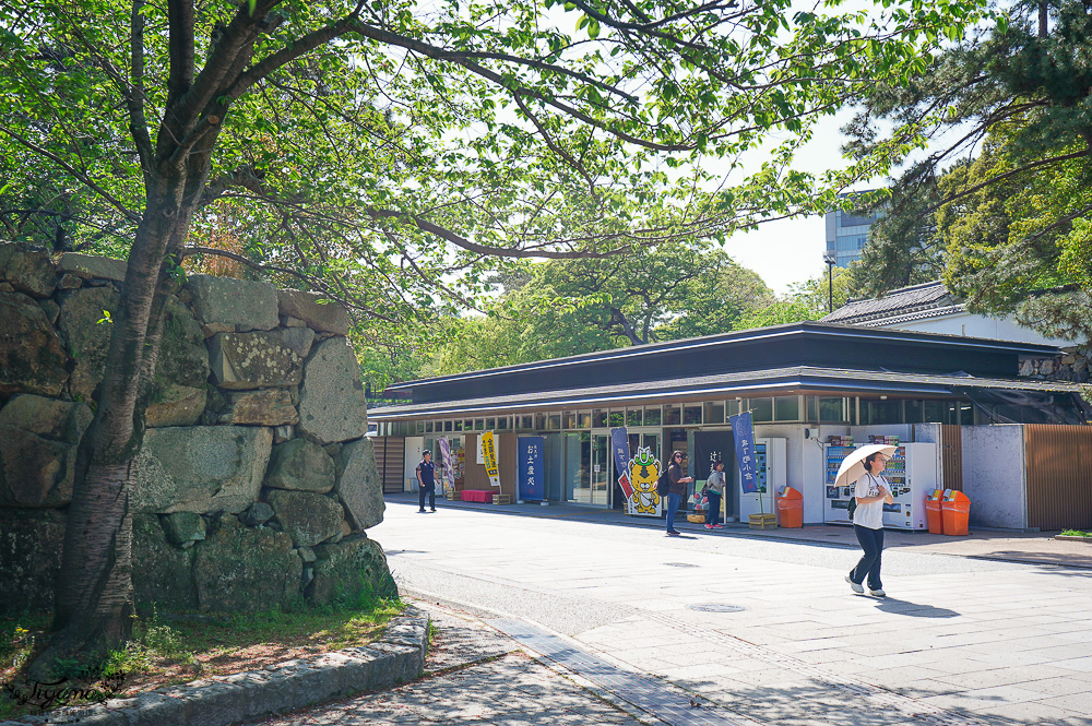 福岡小倉逛OUTLET賞夜景一日遊：小倉城．小倉城庭院．皿倉山展望台．魚町銀天街．旦過市場．九州THE OUTLETS KITAKYUSHU @緹雅瑪 美食旅遊趣