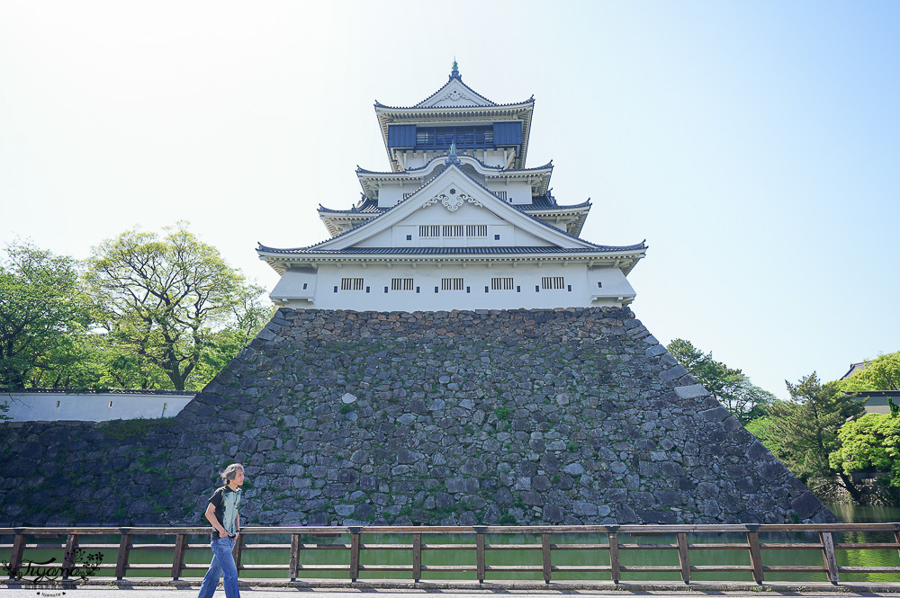 九州小倉城「小倉祇園 八坂神社」連接小倉城旁400多年歷史的豐前市守護神，全日本罕見景點「鳥居+小倉城」同框奇景 @緹雅瑪 美食旅遊趣
