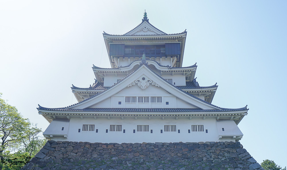 九州小倉城怎麼玩！！小倉城天守閣騎馬射箭「流鏑馬」、和服體驗、天守閣咖啡廳、しろテラス，也別忘了小倉城庭園 @緹雅瑪 美食旅遊趣