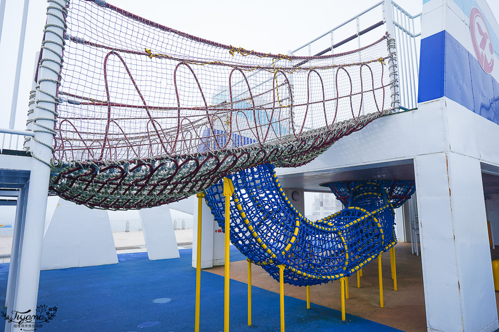 意外遇見海洋風親子公園「キラキラ公園｜Kirakira Park」苫小牧漁港旁的親子公園 @緹雅瑪 美食旅遊趣