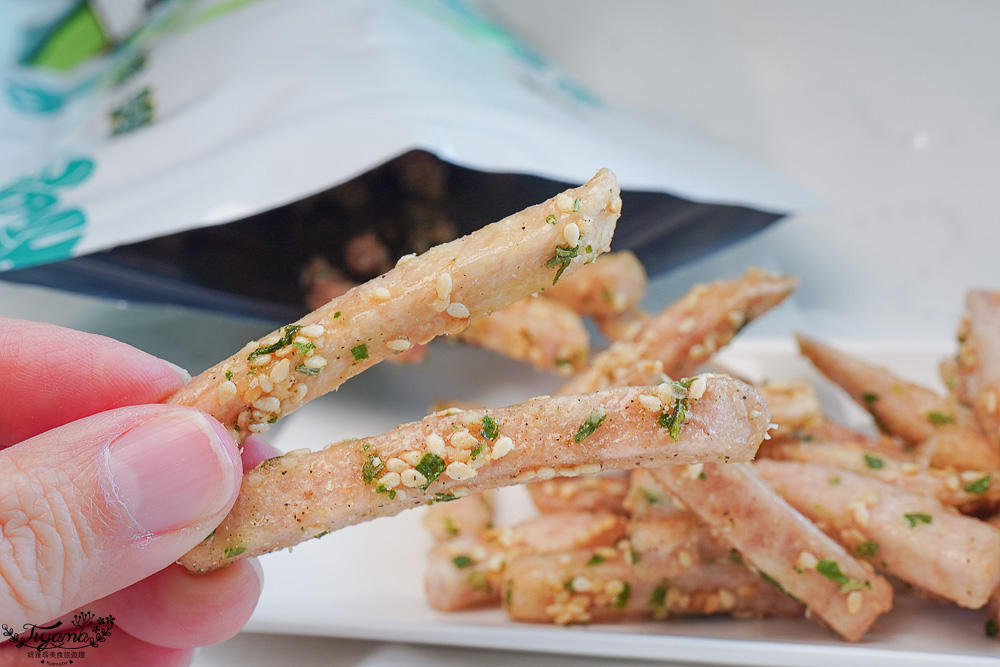 芋頭酥禮盒推薦｜阿聰師芋頭酥：台灣最具代表性的芋頭糕餅，中文怪物限定禮盒、玫躍新春禮盒、芋頭牛軋糖、貢貢香烘焙芋頭條 @緹雅瑪 美食旅遊趣