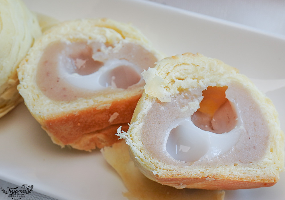 芋頭酥禮盒推薦｜阿聰師芋頭酥：台灣最具代表性的芋頭糕餅，中文怪物限定禮盒、玫躍新春禮盒、芋頭牛軋糖、貢貢香烘焙芋頭條 @緹雅瑪 美食旅遊趣