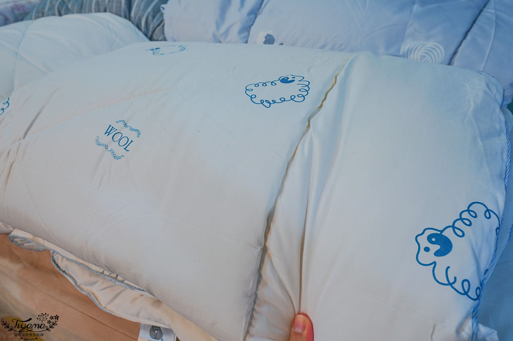 台南寢具特賣會|多利寶寢具✖︎海馬台南年度聯合特賣會:MIT天絲寢具工廠直營好平價~天絲寢具2套只要3980元,萬用毯349,多款買一送一,天絲床包兩用被組 起 @緹雅瑪 美食旅遊趣 台南寢具特賣會|多利寶寢具✖︎海馬台南年度聯合特賣會:MIT天絲寢具工廠直營好平價~天絲寢具2套只要3980元,萬用毯349,多款買一送一,天絲床包兩用被組 起 @緹雅瑪 美食旅遊趣