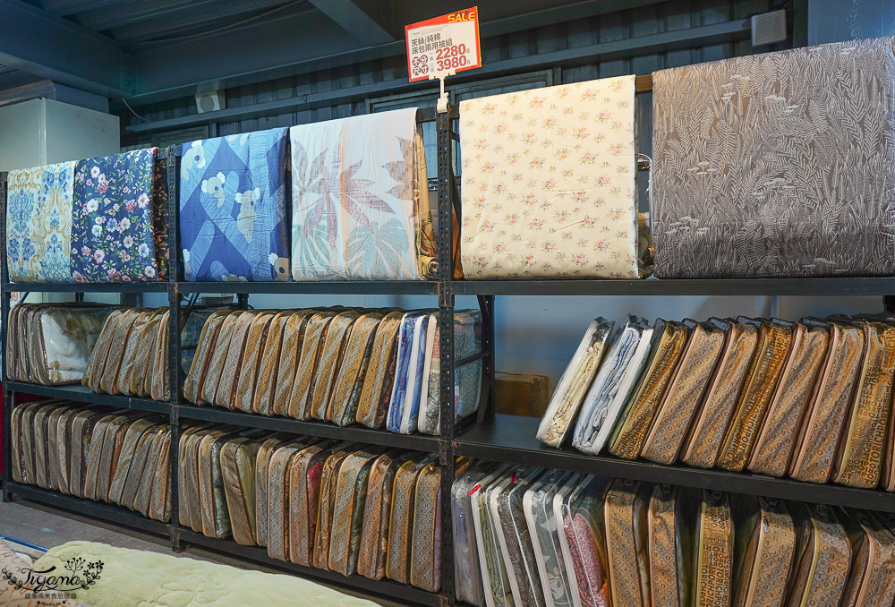 台南寢具特賣會｜多利寶寢具✖︎海馬台南年度聯合特賣會：MIT天絲寢具工廠直營好平價~天絲寢具2套只要3980元，萬用毯349，多款買一送一，天絲床包兩用被組 起 @緹雅瑪 美食旅遊趣