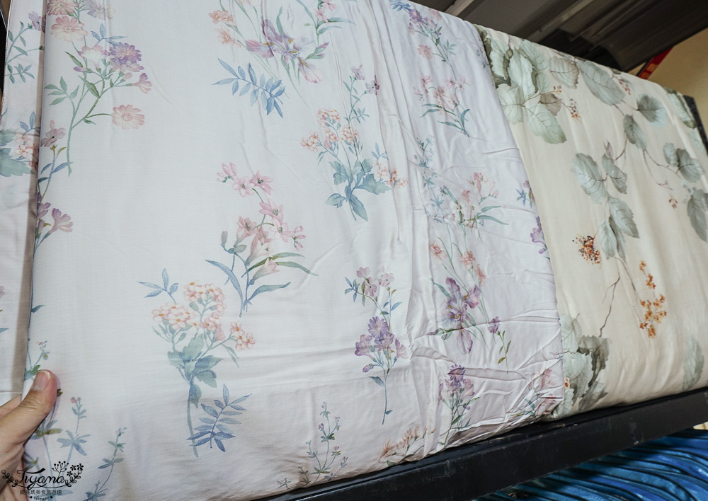 台南寢具特賣會|多利寶寢具✖︎海馬台南年度聯合特賣會:MIT天絲寢具工廠直營好平價~天絲寢具2套只要3980元,萬用毯349,多款買一送一,天絲床包兩用被組 起 @緹雅瑪 美食旅遊趣 台南寢具特賣會|多利寶寢具✖︎海馬台南年度聯合特賣會:MIT天絲寢具工廠直營好平價~天絲寢具2套只要3980元,萬用毯349,多款買一送一,天絲床包兩用被組 起 @緹雅瑪 美食旅遊趣